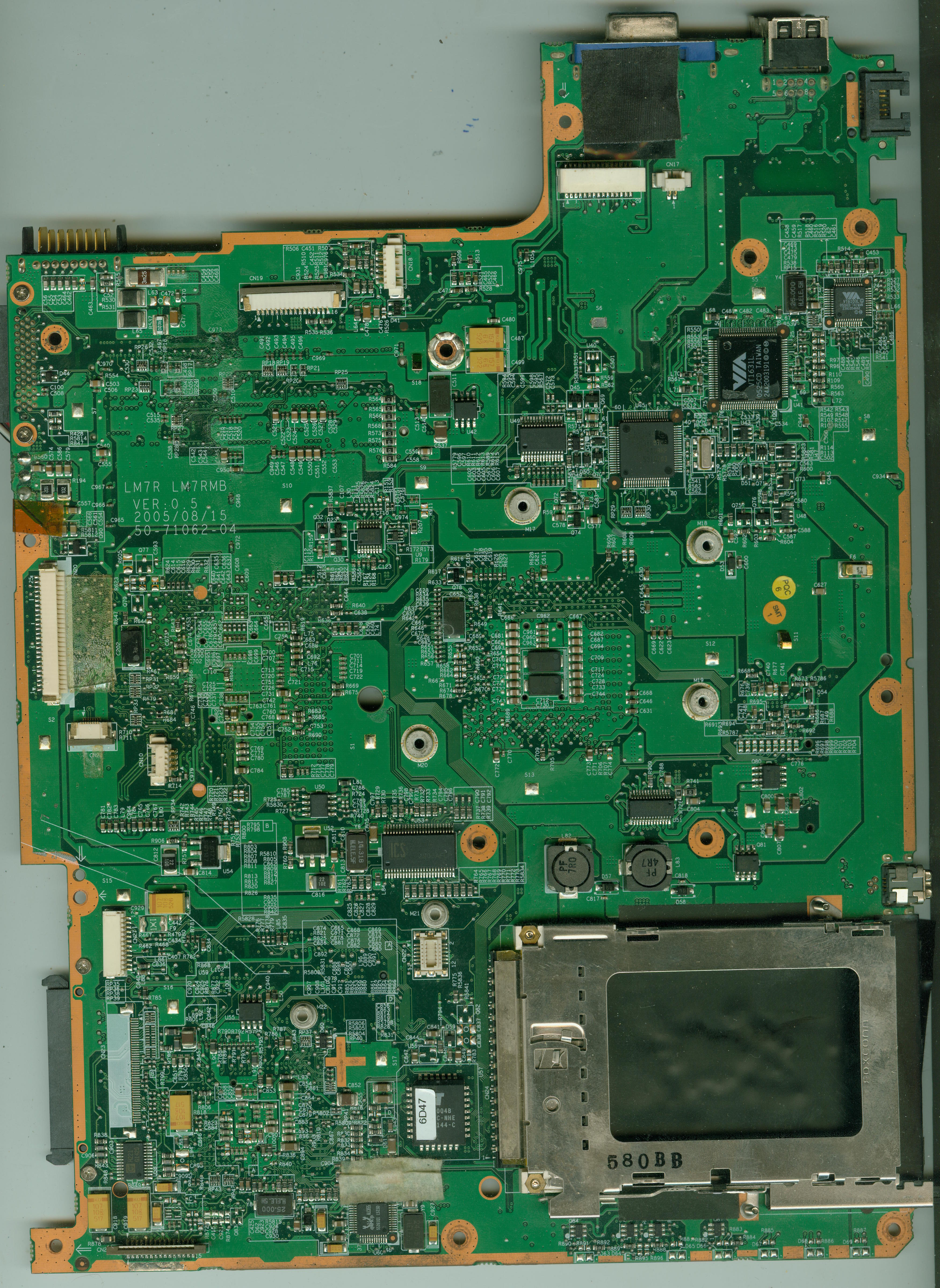 Fujitsu Siemens Amilo Pro V2030 - Fic LM7R 002